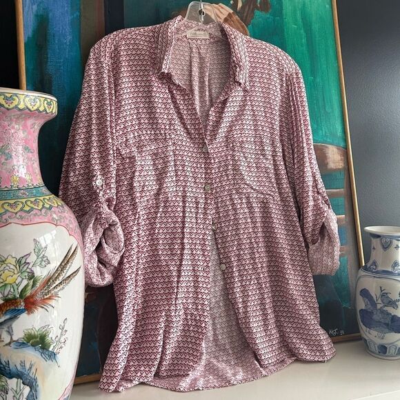 Just Living Heart All Over Print Relaxed Notched Collar Blouse S - Picture 14 of 15